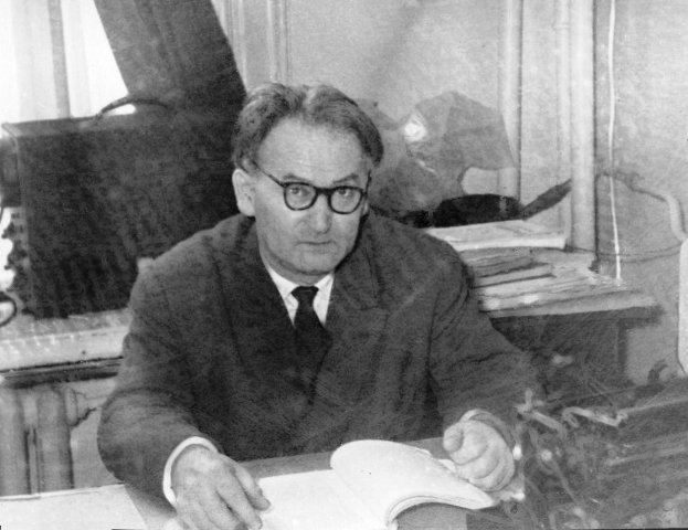 ..   . , 1960 